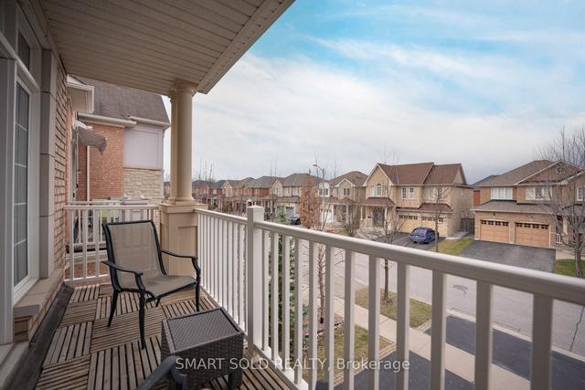 111 Rivington Ave, House detached with 4 bedrooms, 4 bathrooms and 4 parking in Vaughan ON | Image 9