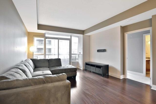 507 - 1 Hurontario St, Condo with 1 bedrooms, 2 bathrooms and 1 parking in Mississauga ON | Image 4