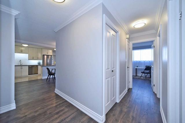 801 - 70 Baif Blvd, Condo with 2 bedrooms, 2 bathrooms and 2 parking in Richmond Hill ON | Image 5