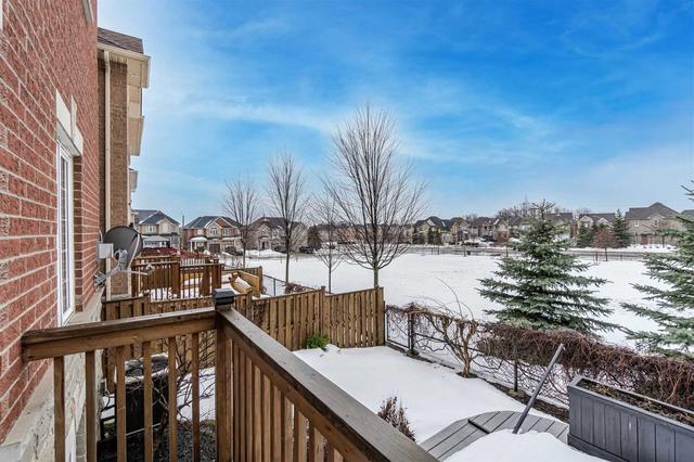 9 Oblate Cres, House detached with 4 bedrooms, 3 bathrooms and 6 parking in Brampton ON | Image 26