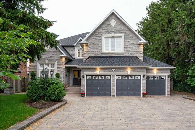 20 Clinton Dr, House detached with 5 bedrooms, 5 bathrooms and 12 parking in Richmond Hill ON | Card Image