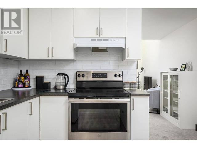 3901 - 32 Avenue Unit# 308, Condo with 2 bedrooms, 2 bathrooms and 2 parking in Vernon BC | Image 6
