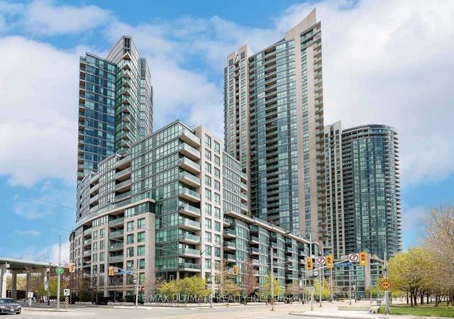 1016 - 231 Fort York Blvd, Condo with 1 bedrooms, 1 bathrooms and 0 parking in Toronto ON | Image 1
