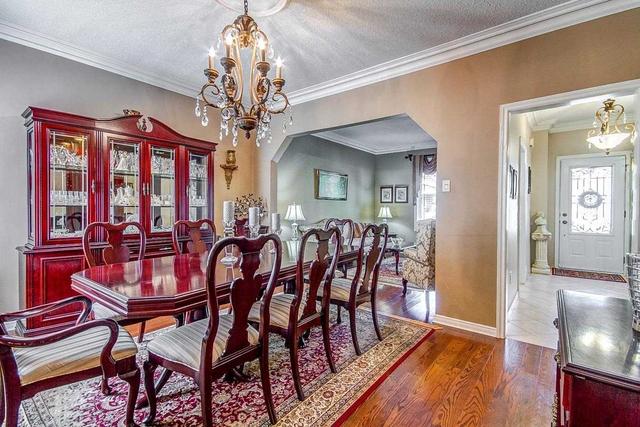 61 Torrens Ave, House detached with 3 bedrooms, 2 bathrooms and 7 parking in Toronto ON | Image 32