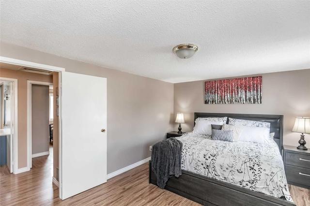 11 - 57 Hansen Rd, Townhouse with 3 bedrooms, 2 bathrooms and 1 parking in Brampton ON | Image 7