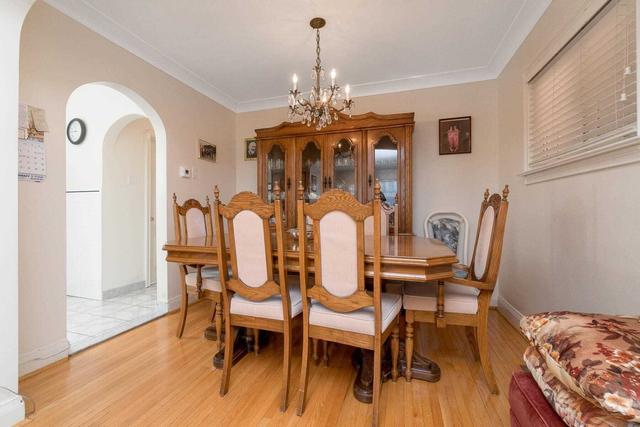 58 Kane Ave, House detached with 2 bedrooms, 2 bathrooms and 3 parking in Toronto ON | Image 30