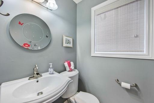 37 Tipton Cres, House detached with 4 bedrooms, 4 bathrooms and 4 parking in Ajax ON | Image 9