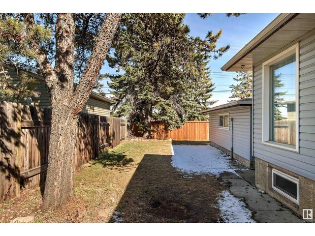 5004 93a Av Nw, House detached with 3 bedrooms, 2 bathrooms and null parking in Edmonton AB | Image 54