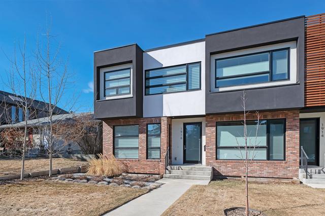 1916 48 Avenue Sw, Home with 4 bedrooms, 3 bathrooms and 2 parking in Calgary AB | Image 3