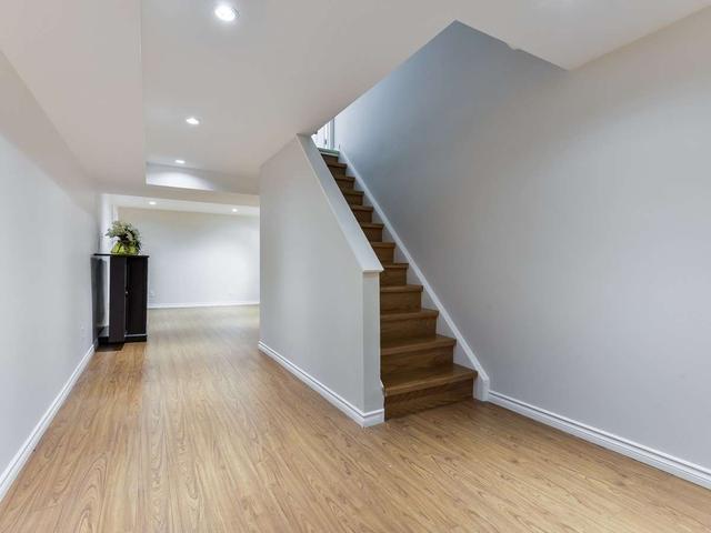 103 Kirk Dr, House detached with 4 bedrooms, 4 bathrooms and 6 parking in Markham ON | Image 16