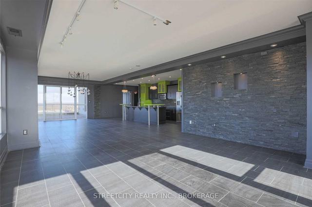 1203 - 1030 Coronation Dr, Condo with 2 bedrooms, 2 bathrooms and 2 parking in London ON | Image 22