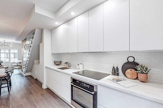 th22 - 1 Baxter St, Townhouse with 2 bedrooms, 2 bathrooms and 1 parking in Toronto ON | Image 10