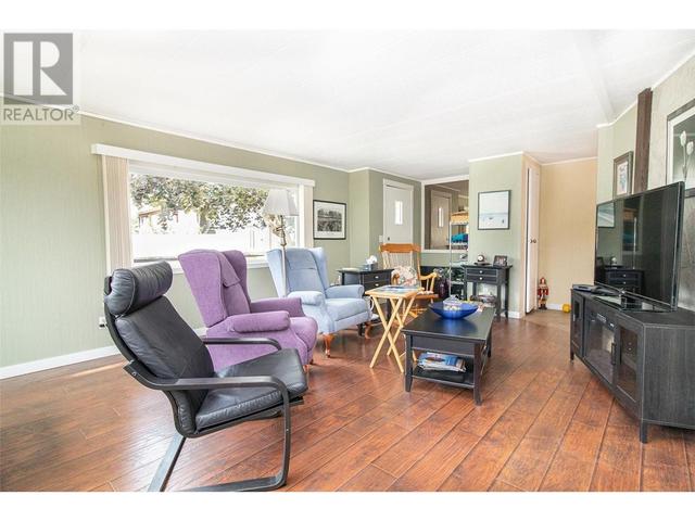 84 - 3535 Mcculloch Road, House other with 3 bedrooms, 2 bathrooms and 2 parking in Kelowna BC | Image 3