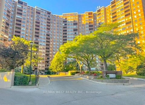 903 - 714 The West Mall, Condo with 2 bedrooms, 2 bathrooms and 1 parking in Toronto ON | Card Image