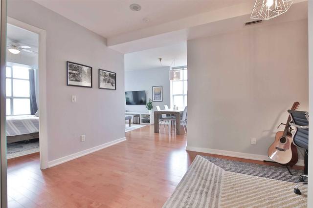509 - 438 Richmond St W, Condo with 1 bedrooms, 1 bathrooms and 1 parking in Toronto ON | Image 5