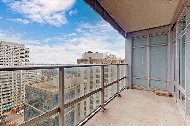 1801 - 2191 Yonge St, Condo with 1 bedrooms, 2 bathrooms and 1 parking in Toronto ON | Image 11