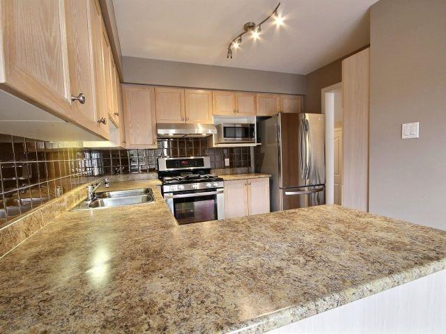 1151 Marchant Dr, House attached with 3 bedrooms, 3 bathrooms and 2 parking in Ottawa ON | Image 19