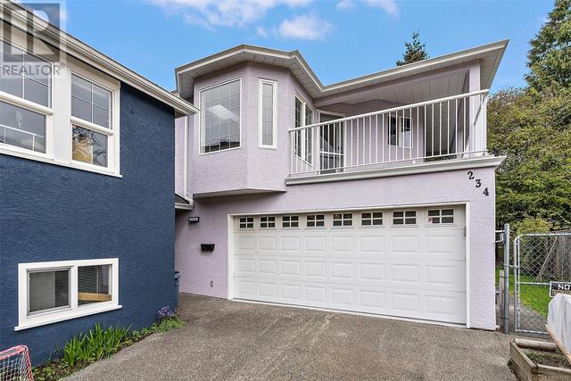 234 Michigan St, House detached with 3 bedrooms, 3 bathrooms and 2 parking in Victoria BC | Image 1