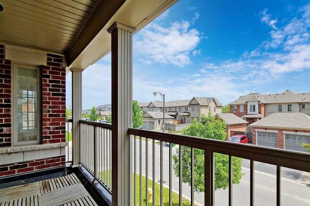 2 Moore's Crt, House attached with 4 bedrooms, 3 bathrooms and 3 parking in Markham ON | Image 13