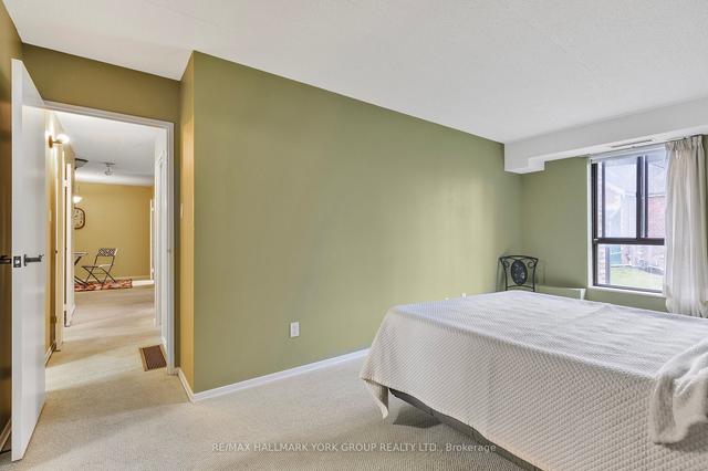 202 - 15390 Yonge St, Condo with 2 bedrooms, 2 bathrooms and 1 parking in Aurora ON | Image 15