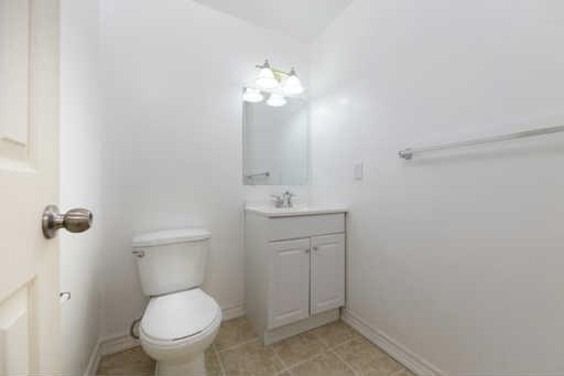 128 Plumrose Ptwy, House detached with 4 bedrooms, 4 bathrooms and 21 parking in Toronto ON | Image 8