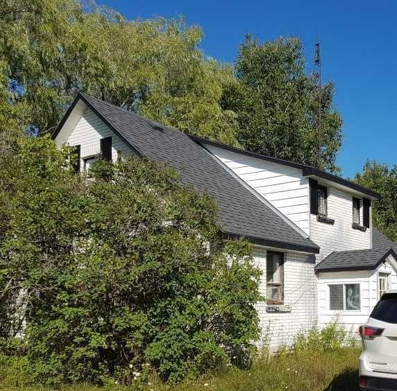7127 Highway 6 Exwy, House detached with 4 bedrooms, 1 bathrooms and 10 parking in Northern Bruce Peninsula ON | Image 1