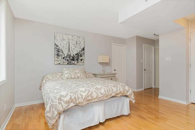 11A Crawford St, Townhouse with 3 bedrooms, 3 bathrooms and 1 parking in Toronto ON | Image 11