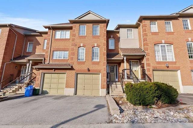 11 Trowell Lane, Townhouse with 3 bedrooms, 2 bathrooms and 2 parking in Ajax ON | Image 1