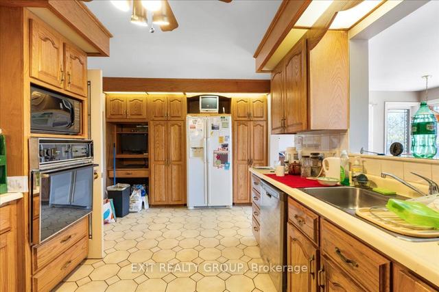 22 Wickens St, House detached with 3 bedrooms, 3 bathrooms and 8 parking in Quinte West ON | Image 25