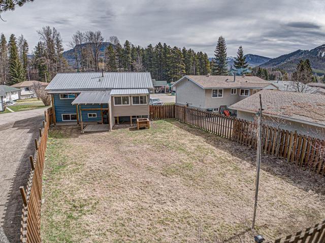 307 Lodgepole Place, House detached with 4 bedrooms, 2 bathrooms and null parking in Sparwood BC | Image 41