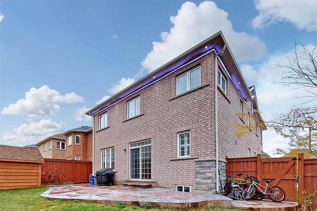 18 Rainbrook Clse, House detached with 5 bedrooms, 6 bathrooms and 7 parking in Brampton ON | Image 33