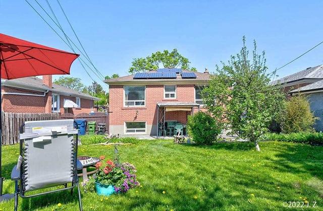 8 Jeffcoat Dr, House detached with 2 bedrooms, 2 bathrooms and 3 parking in Toronto ON | Image 16