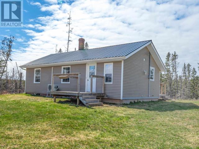 1897 Trans Canada Highway, House detached with 2 bedrooms, 1 bathrooms and null parking in Belfast PE | Image 1