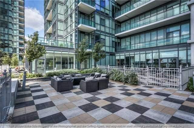 809 - 4070 Confederation Pkwy, Condo with 2 bedrooms, 2 bathrooms and 1 parking in Mississauga ON | Image 5