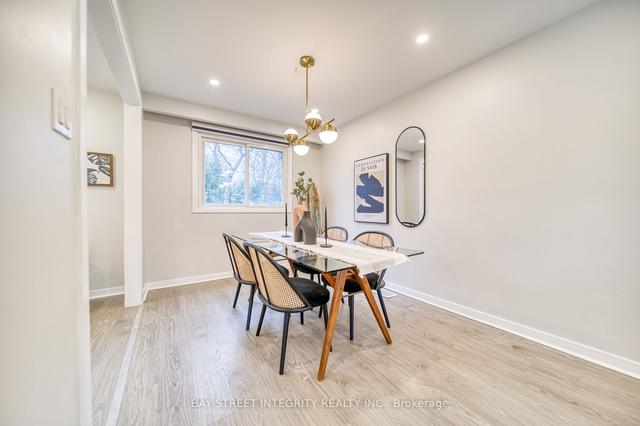 53 Baltray Cres, House semidetached with 3 bedrooms, 3 bathrooms and 4 parking in Toronto ON | Image 3