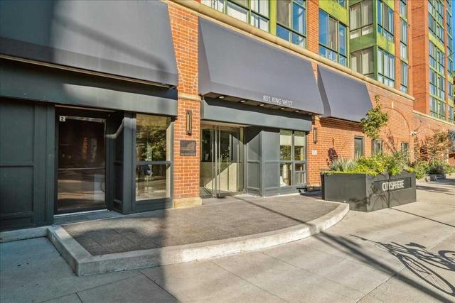 ph01 - 801 King St W, Condo with 1 bedrooms, 1 bathrooms and 1 parking in Toronto ON | Card Image