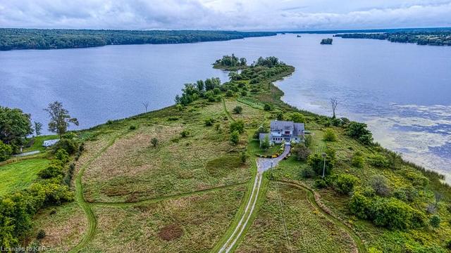 9868 County Road 42, House detached with 5 bedrooms, 5 bathrooms and 6 parking in Rideau Lakes ON | Image 2