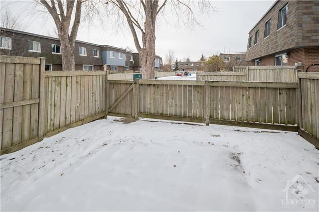 6 Corley Private, Townhouse with 4 bedrooms, 3 bathrooms and 2 parking in Ottawa ON | Image 14