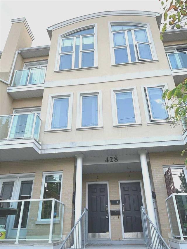 2 - 428 Kenneth Ave, Townhouse with 2 bedrooms, 3 bathrooms and 2 parking in Toronto ON | Image 1