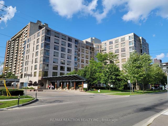 801 - 2 Neptune Dr, Condo with 2 bedrooms, 2 bathrooms and 1 parking in Toronto ON | Image 25