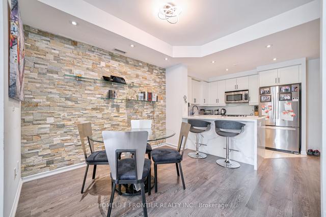 th77b - 85 East Liberty St, Townhouse with 2 bedrooms, 2 bathrooms and 1 parking in Toronto ON | Image 2