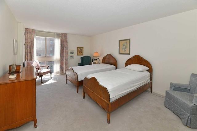 705 - 278 Bloor St E, Condo with 3 bedrooms, 2 bathrooms and 2 parking in Toronto ON | Image 9
