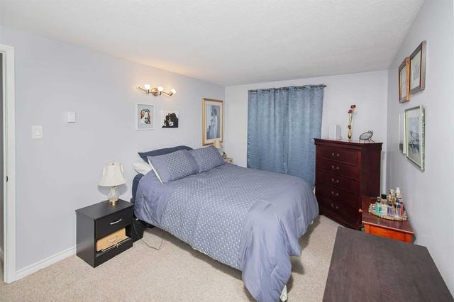 45 Hoskins Sq, House detached with 3 bedrooms, 2 bathrooms and 2 parking in Brampton ON | Image 24