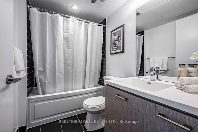 1416 - 87 Peter St, Condo with 1 bedrooms, 1 bathrooms and 0 parking in Toronto ON | Image 9