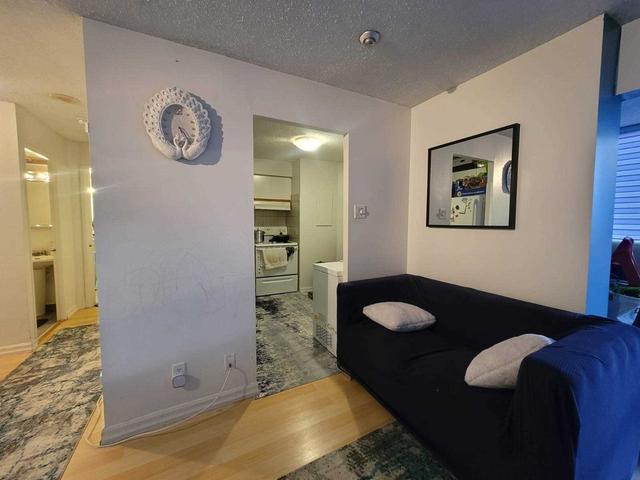 1111 - 41 Markbrook Lane, Condo with 1 bedrooms, 2 bathrooms and 1 parking in Toronto ON | Image 4