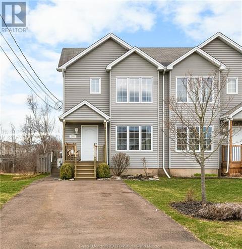 201 Bedard St, House semidetached with 3 bedrooms, 1 bathrooms and null parking in Dieppe NB | Card Image