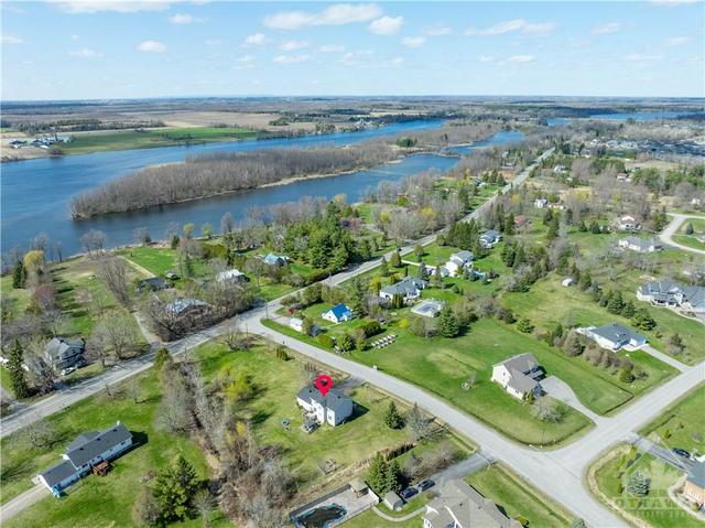 2 Regiment Road, House detached with 3 bedrooms, 3 bathrooms and 8 parking in North Grenville ON | Image 18