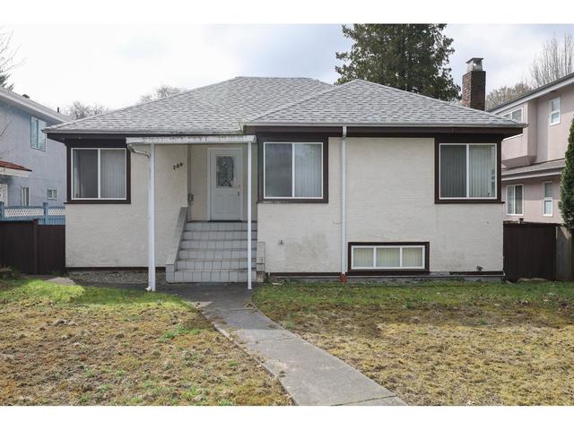 780 W King Edward Avenue, House detached with 4 bedrooms, 2 bathrooms and null parking in Vancouver BC | Card Image