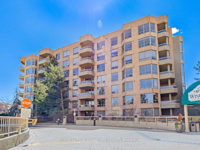 716 - 1200 Don Mills Rd, Condo with 3 bedrooms, 3 bathrooms and 2 parking in Toronto ON | Image 1
