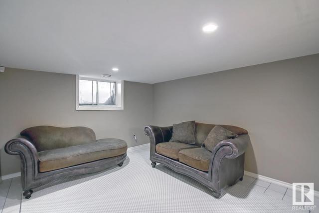 13720 118 Av Nw, House detached with 4 bedrooms, 3 bathrooms and null parking in Edmonton AB | Image 23